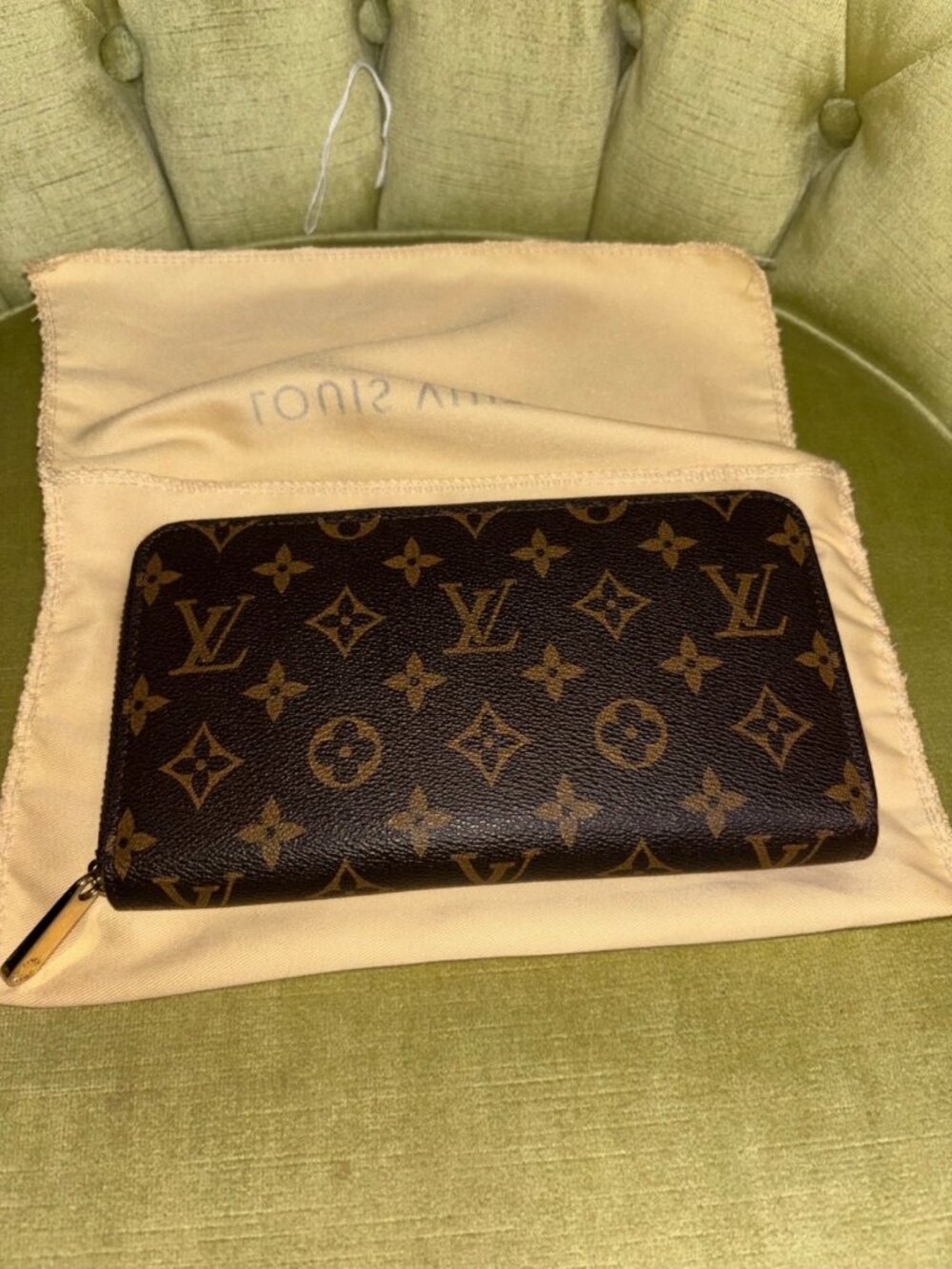 Louis Vuitton Wallet Monogram Excellent Condition